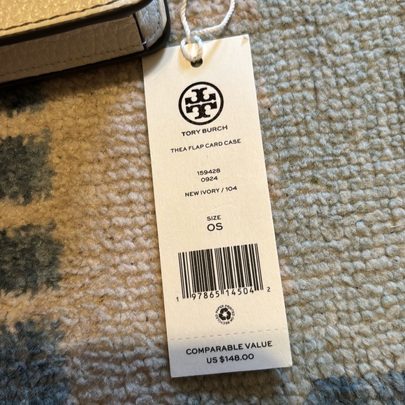 Tory Burch Cream Card Case - Picture 2 of 6